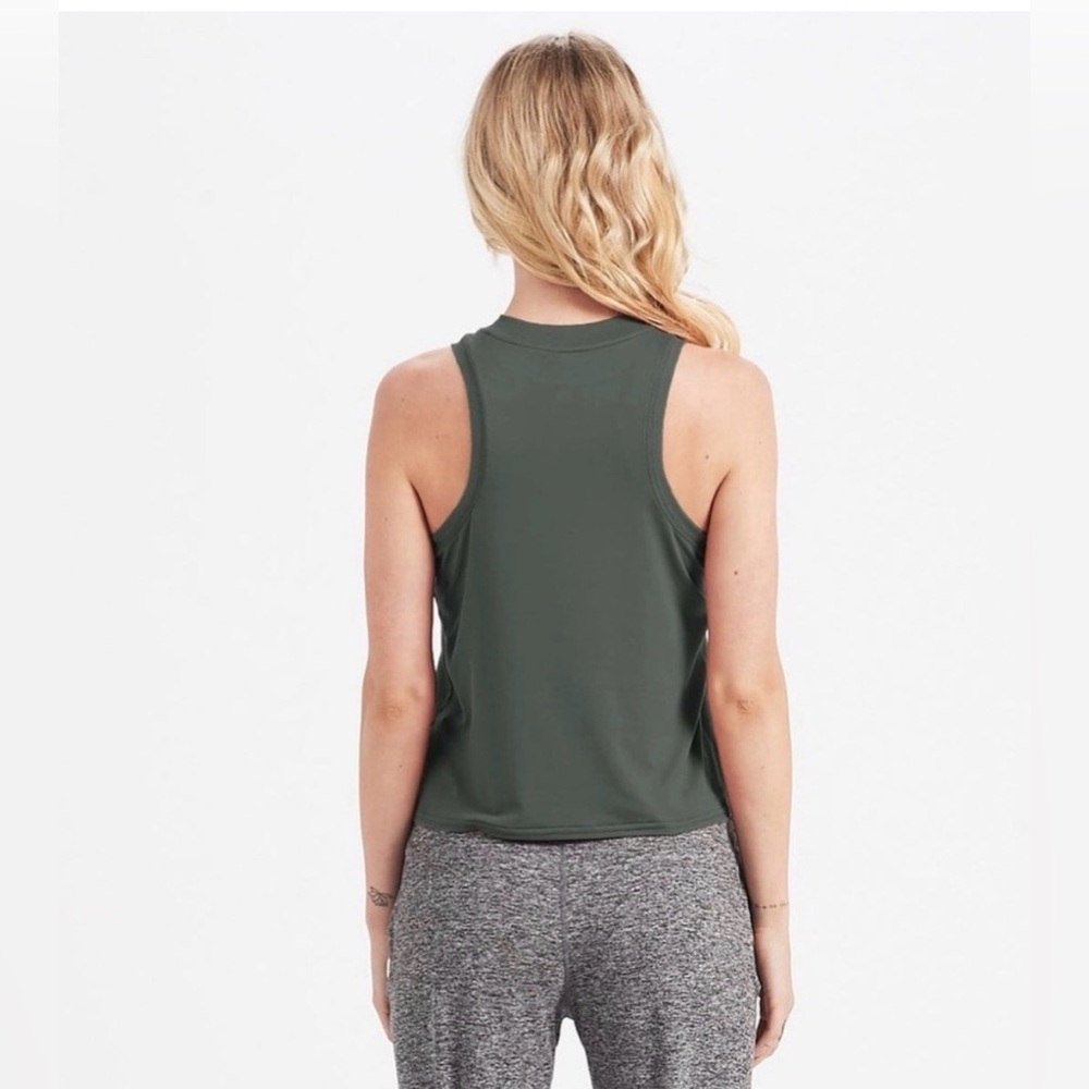 Vuori Energy Top Women’s Size Large Green Sleeveless Performance Tank NWT - Picture 2 of 6